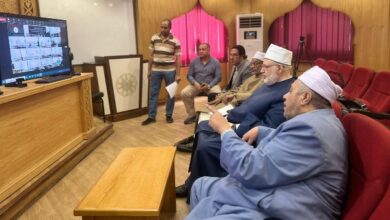 استقرار تام والتزام من الطلاب.. الأزهر يتابع لحظة بلحظة امتحانات الثانوية بغرفة العمليات|صور