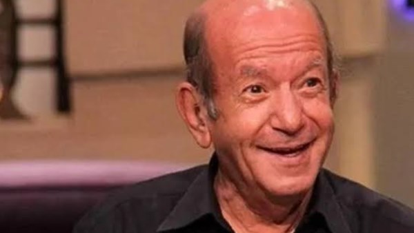 الزيارة ممنوعة.. تفاصيل الحالة الصحية للفنان لطفي لبيب بعد دخوله العناية المركزة.. خاص