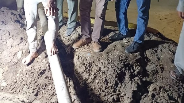 السكرتير العام المساعد لبني سويف يتابع الانتهاء من أعمال تركيب وربط الخط على محطة المياه بقرى وتوابع الفشن