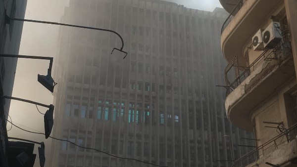 السيطرة على حريق سنترال رمسيس