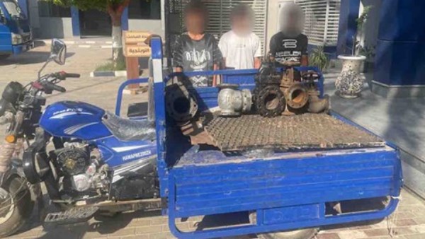 القبض على المتهمين بسرقة محتويات من مصنع بالسويس