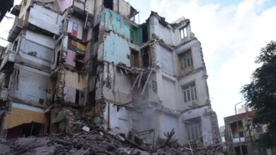 انهيار أجزاء من عقار في العطارين بالإسكندرية ووفاة شخص وإصابة 6 آخرين