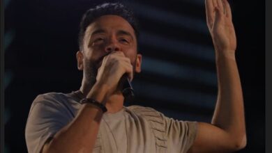 للمرة الثالثة.. رامي جمال يتعاون مع الشاعر مصطفى ناصر في تيجي نرجع