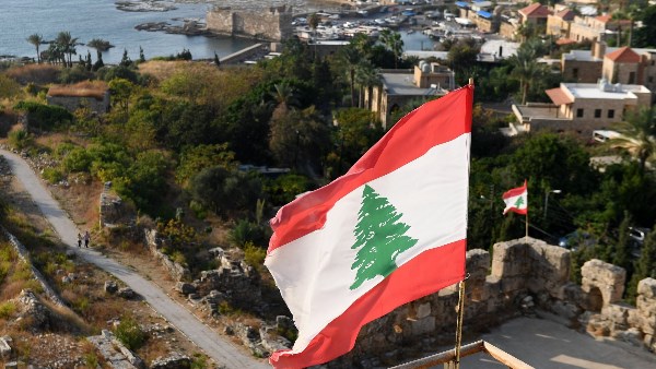 تدهور النشاط التجاري للشركات اللبنانية للشهر الرابع
