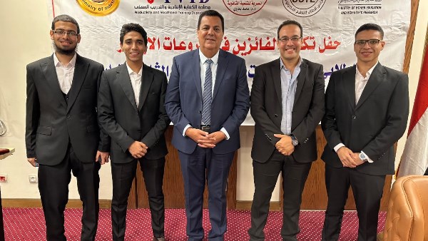 جامعة بني سويف التكنولوجية تكرم الفائزين في مشروعات الابتكار الطلابي