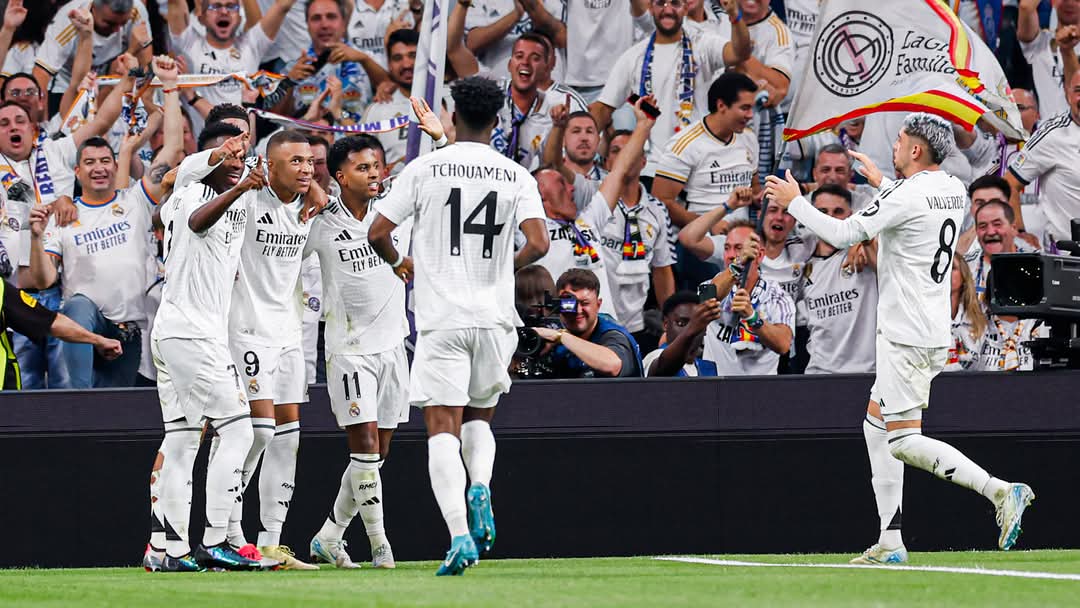 ريال مدريد يتحرك بذكاء.. ألونسو يشرح مشروع الملكي لموهبة أمريكا اللاتينية