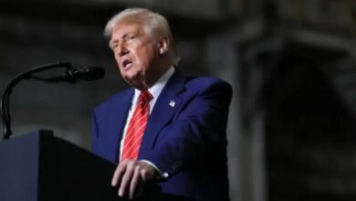 على جيروم باول رئيس الاحتياطي الفيدرالي أن يستقيل فورا