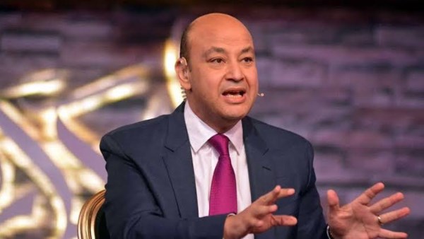 عمرو أديب يشيد بأجواء المصيف في مصر: "ثلاثة أشياء لا تُفوّت"