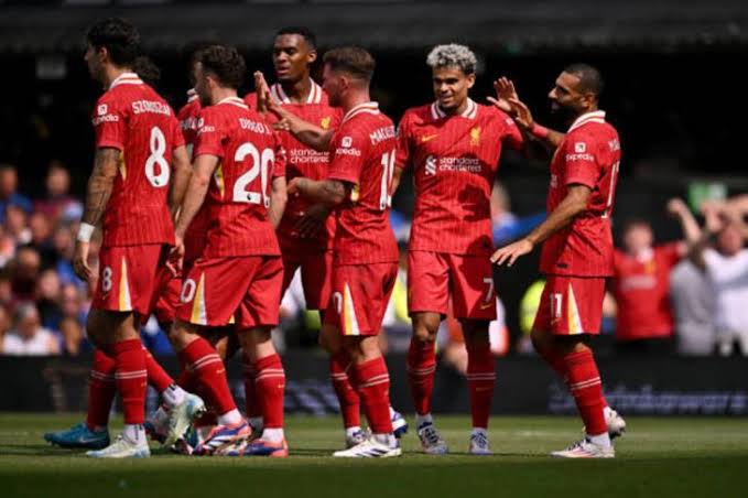 ليفربول يقترب من ضم نجم بورنموث لتدعيم الجبهة اليسرى