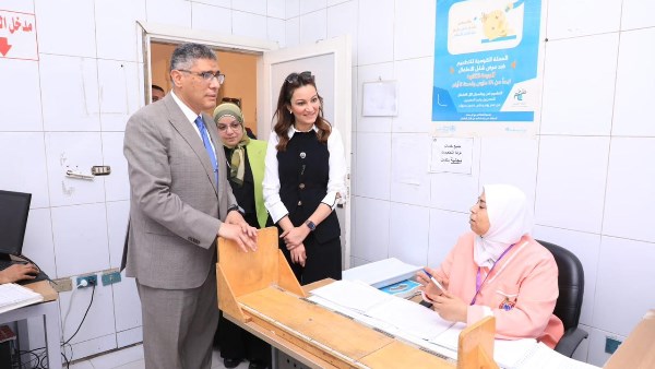 محافظ الجيزة يُدشّن حملة 100 يوم صحة من مركز ميت عقبة بالعجوزة