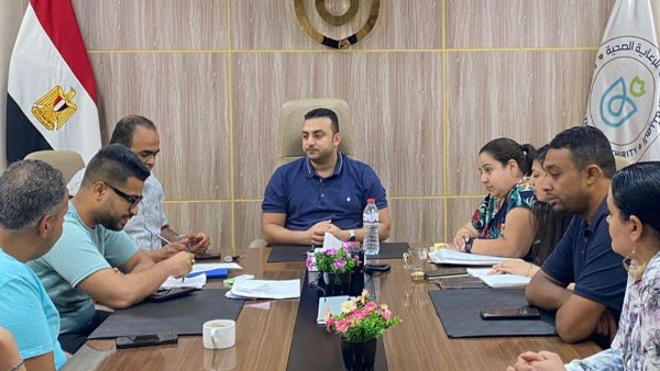 مدير الرعاية الصحية بالأقصر:توفير العلاج في الوقت المناسب مسؤولية لا تقبل التهاون