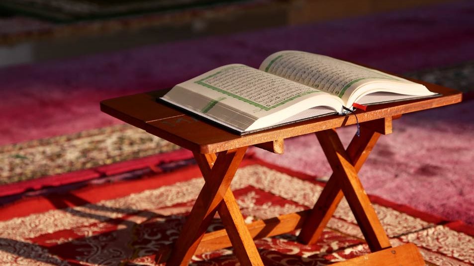 هل يجوز صيام يوم عاشوراء منفردا؟ ليس يوما فقط وهذا سبب استحباب الفقهاء صوم 3 أيام
